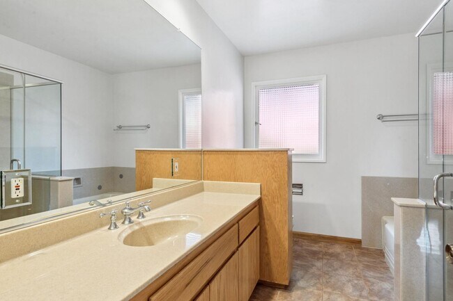 Building Photo - 5960 McAndrew Dr