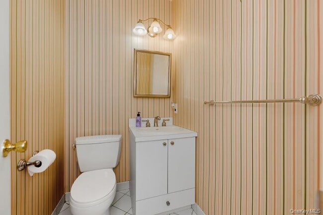 Building Photo - 100 Daly Blvd