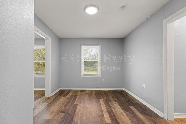 Building Photo - 3621 Redbird St