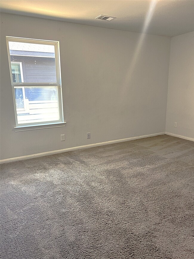Building Photo - 14302 Beach Pine Trail