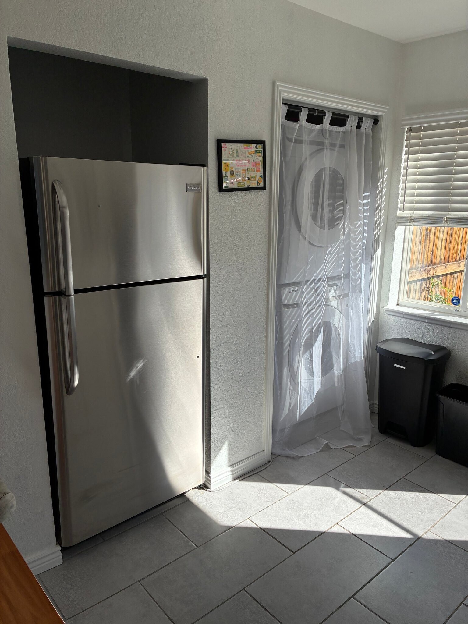 Building Photo - 3324 Fillmore St