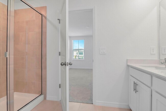 Building Photo - Brand-New 3BR/2.5BA Townhome in Lakewood Ranch — Internet, Trash & Lawn Care Included