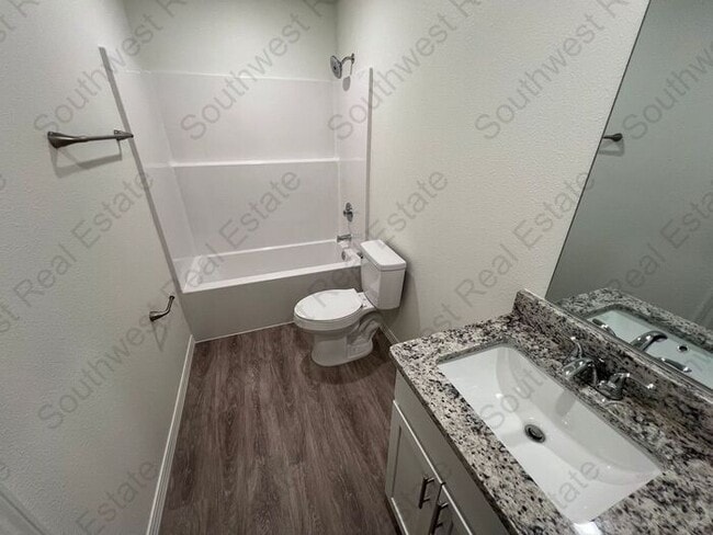 Building Photo - Brand New 2 bedroom 2 bath Duplex- ALL BIL...