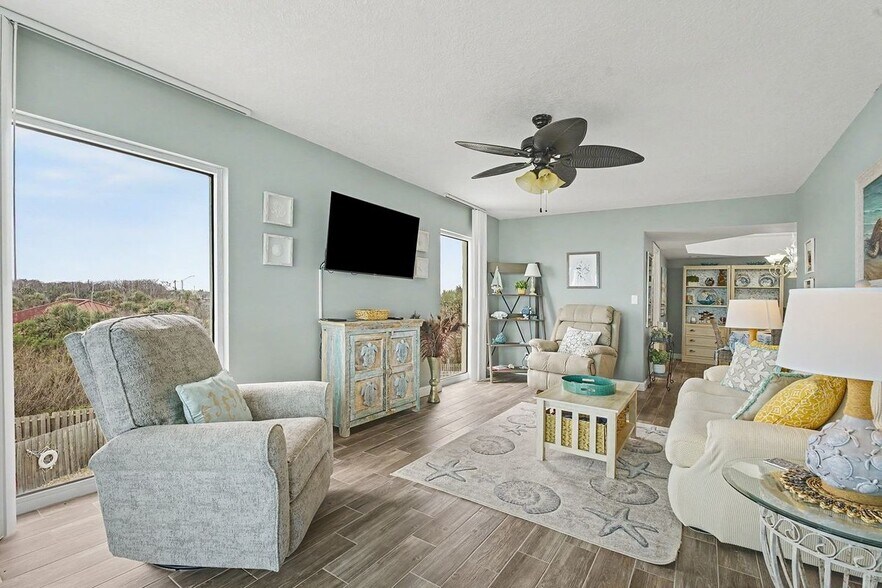 Building Photo - 2225 Jimmy Buffett Mem Hwy