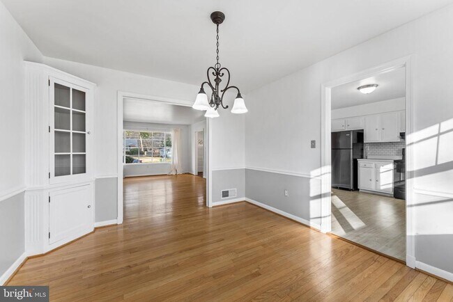 Building Photo - 12 Earlybird Ave