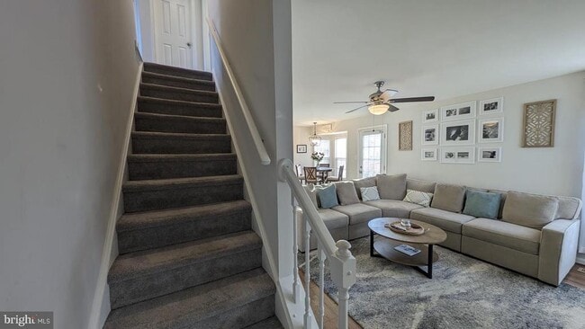Building Photo - 9910 Millstone Dr