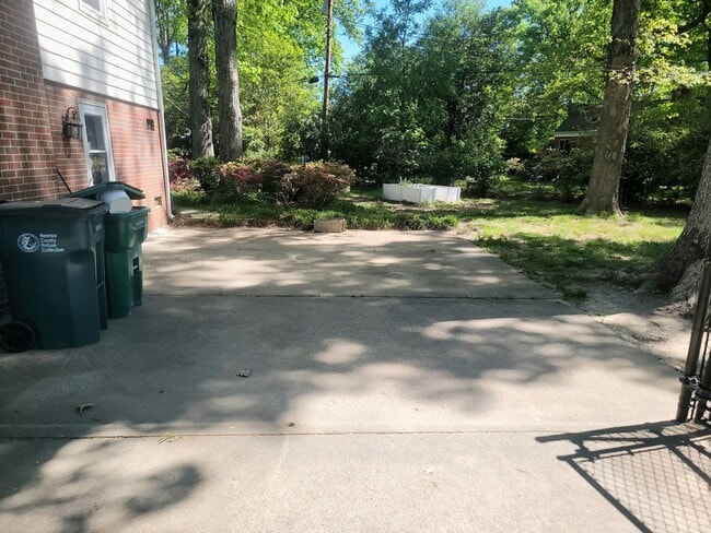 Building Photo - Delightful 3 Bedroom Home for Rent in Henrico