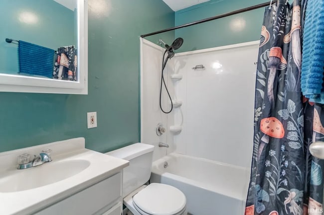 Building Photo - 2516 Oxford St