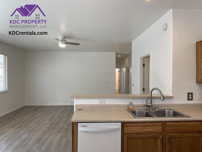 Building Photo - 1024 Westcreek Ln