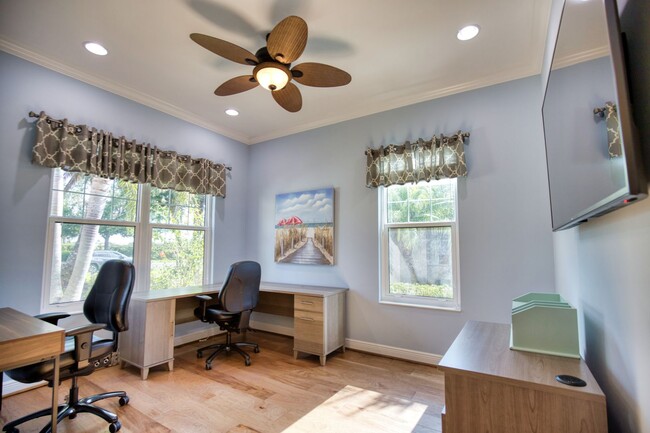 Building Photo - Optional Golf Transfer Seasonal Short-Term...