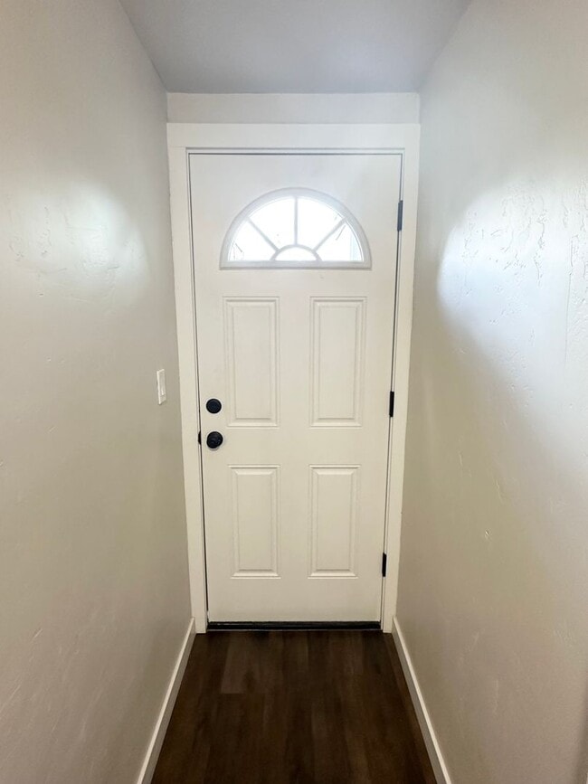 Building Photo - Rent with confidence! Across the street from College of Idaho!