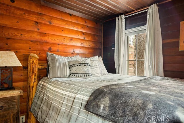 Building Photo - 40104 Mahanoy Ln