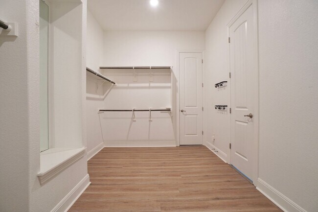 Building Photo - 18116 Leccion Dr