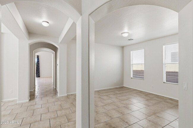 Building Photo - 14779 W Bloomfield Rd