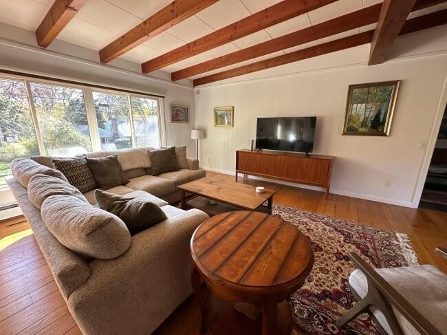 Building Photo - 9 Wampanoag Cir