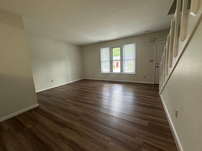 Building Photo - Fletcher Rental!