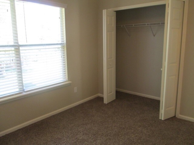 Building Photo - 3127 Majestic Oaks Ln