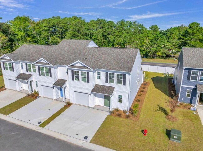 Building Photo - 121 S Grassland Rd