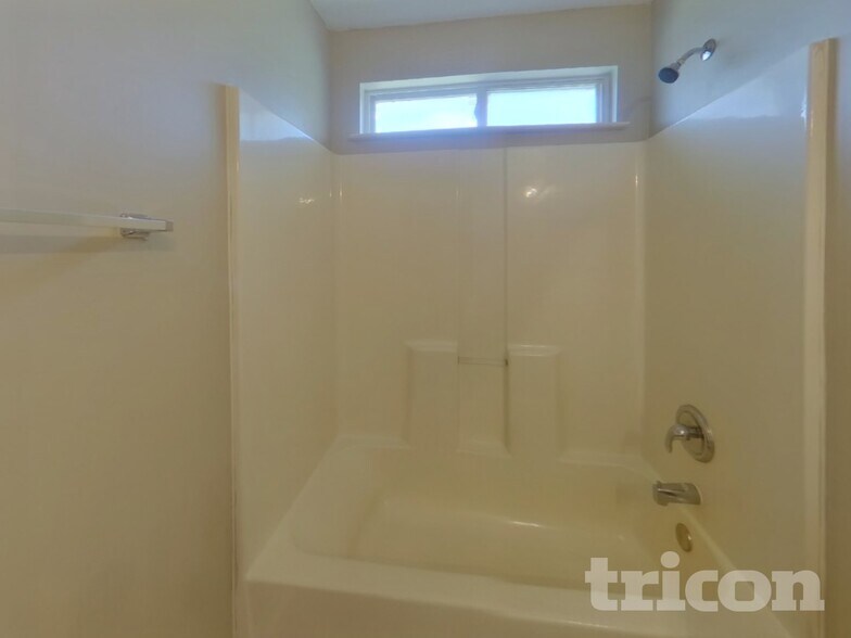 Building Photo - 151 Prity Ct