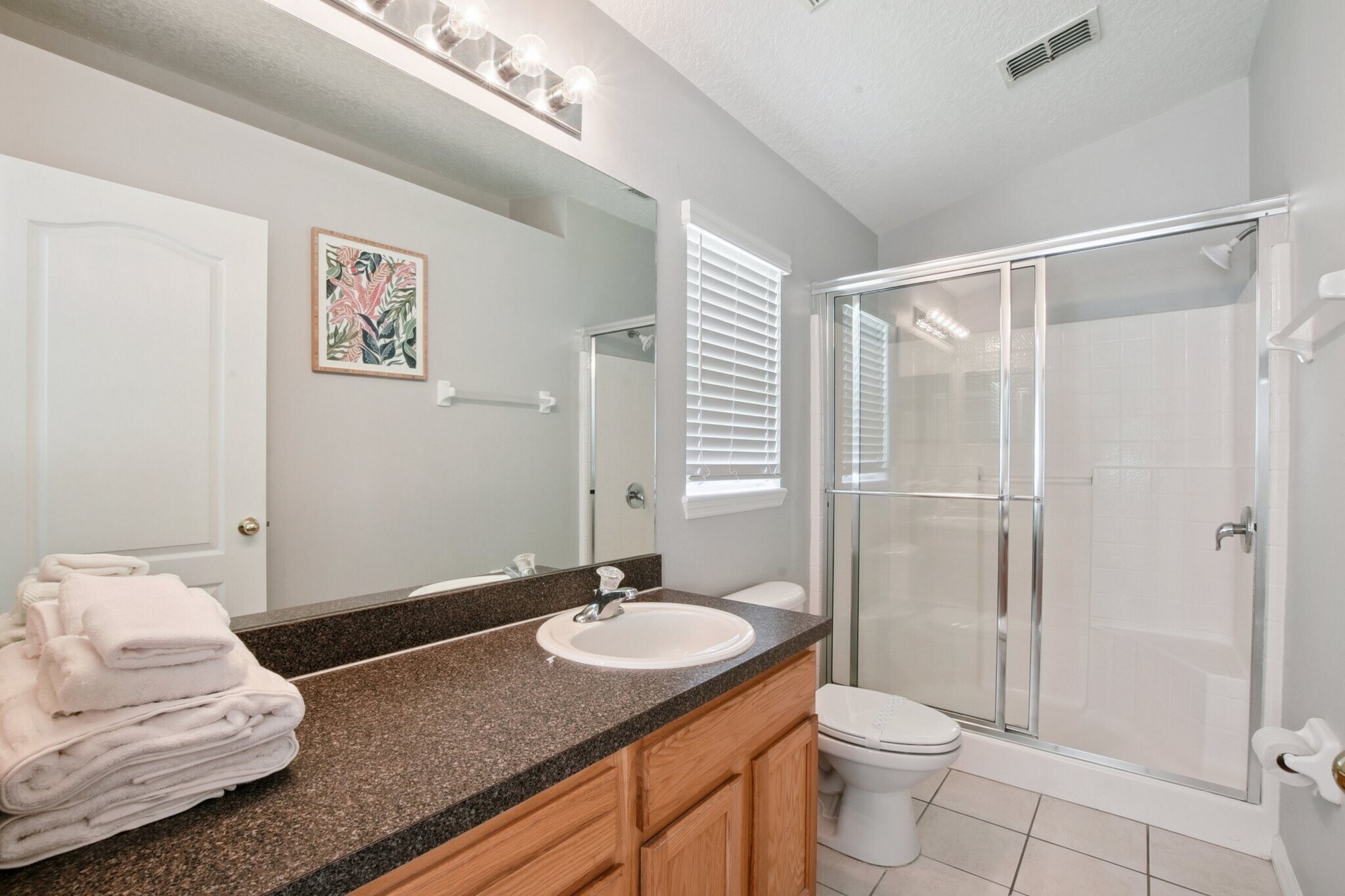 Building Photo - 661 Sandy Ridge Dr