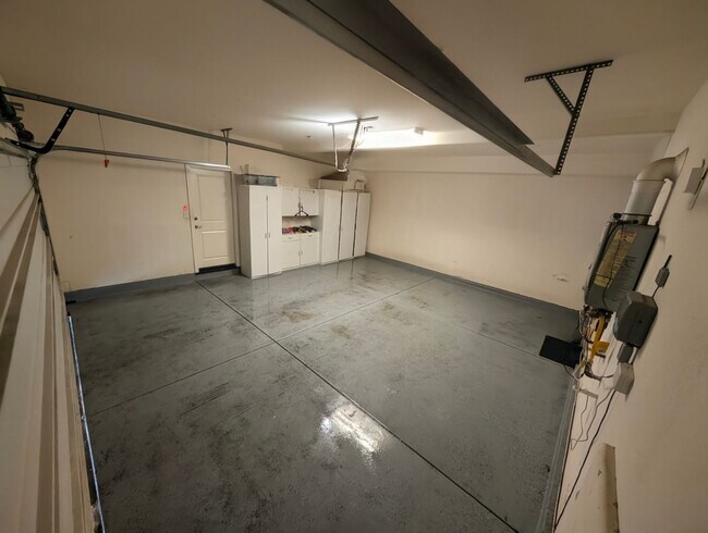 Building Photo - Spacious 4-Bedroom Corner-Lot Home w/ Smar...