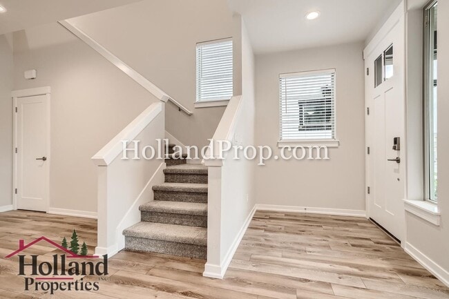 Building Photo - Brand-New Luxury Living Near Butternut Creek Park!
