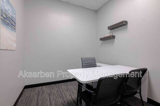 Building Photo - 4471 41st Ave