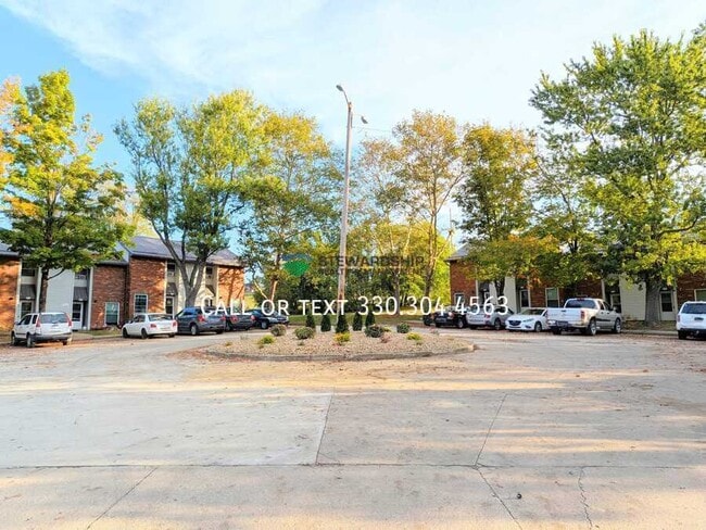 Building Photo - 234 Engadine Ct