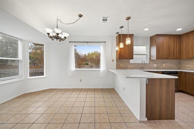 Building Photo - 801 Timber Trail