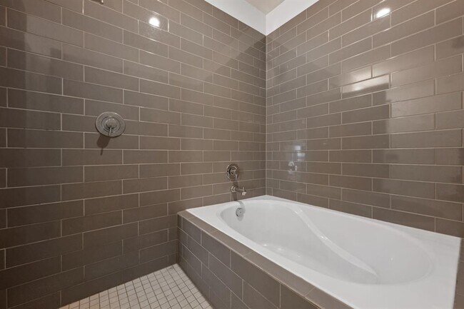 Building Photo - 3600 S Lamar Blvd