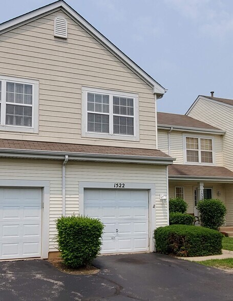 Building Photo - 1522 Meadowsedge Ln