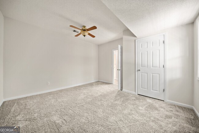 Building Photo - 3007 Clove Tree Ln