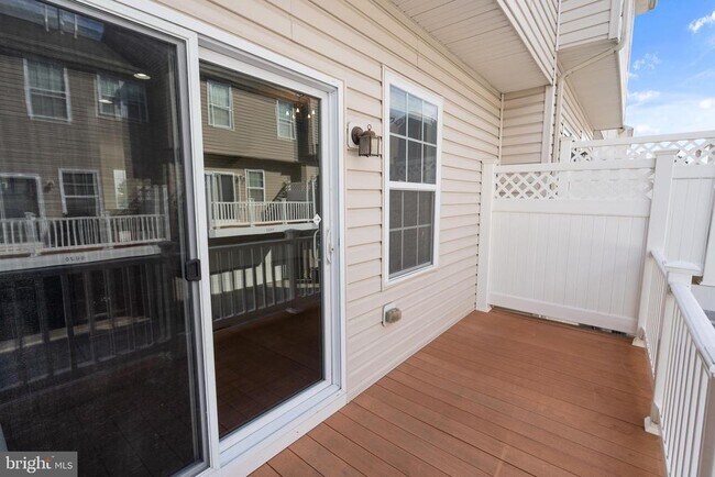 Building Photo - 8320 Stickley Ct