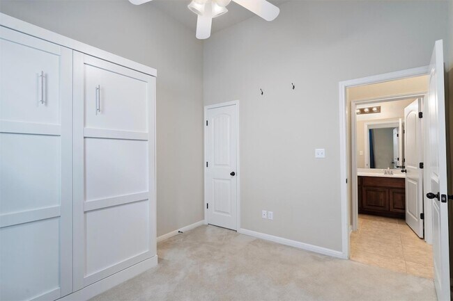 Building Photo - 4405 Tambre Bend