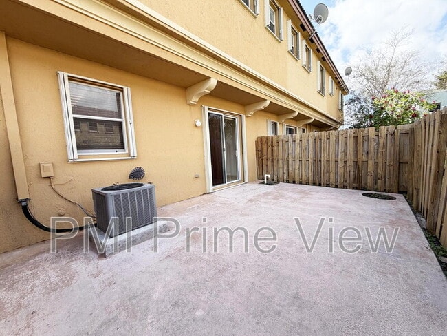 Building Photo - 12997 SW 135th St