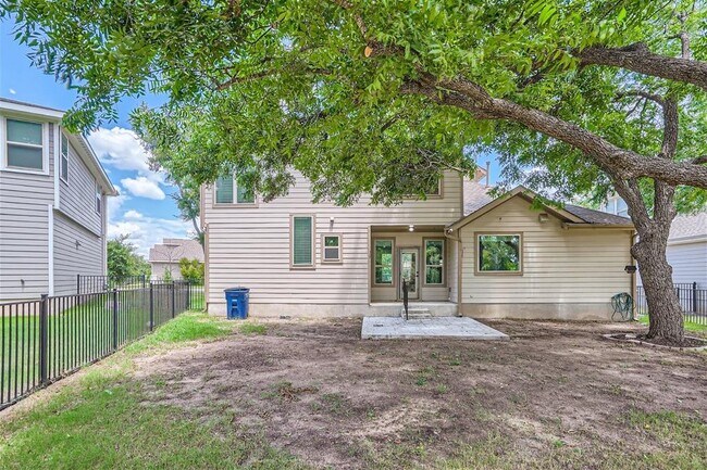 Building Photo - 9607 McKnight Lp