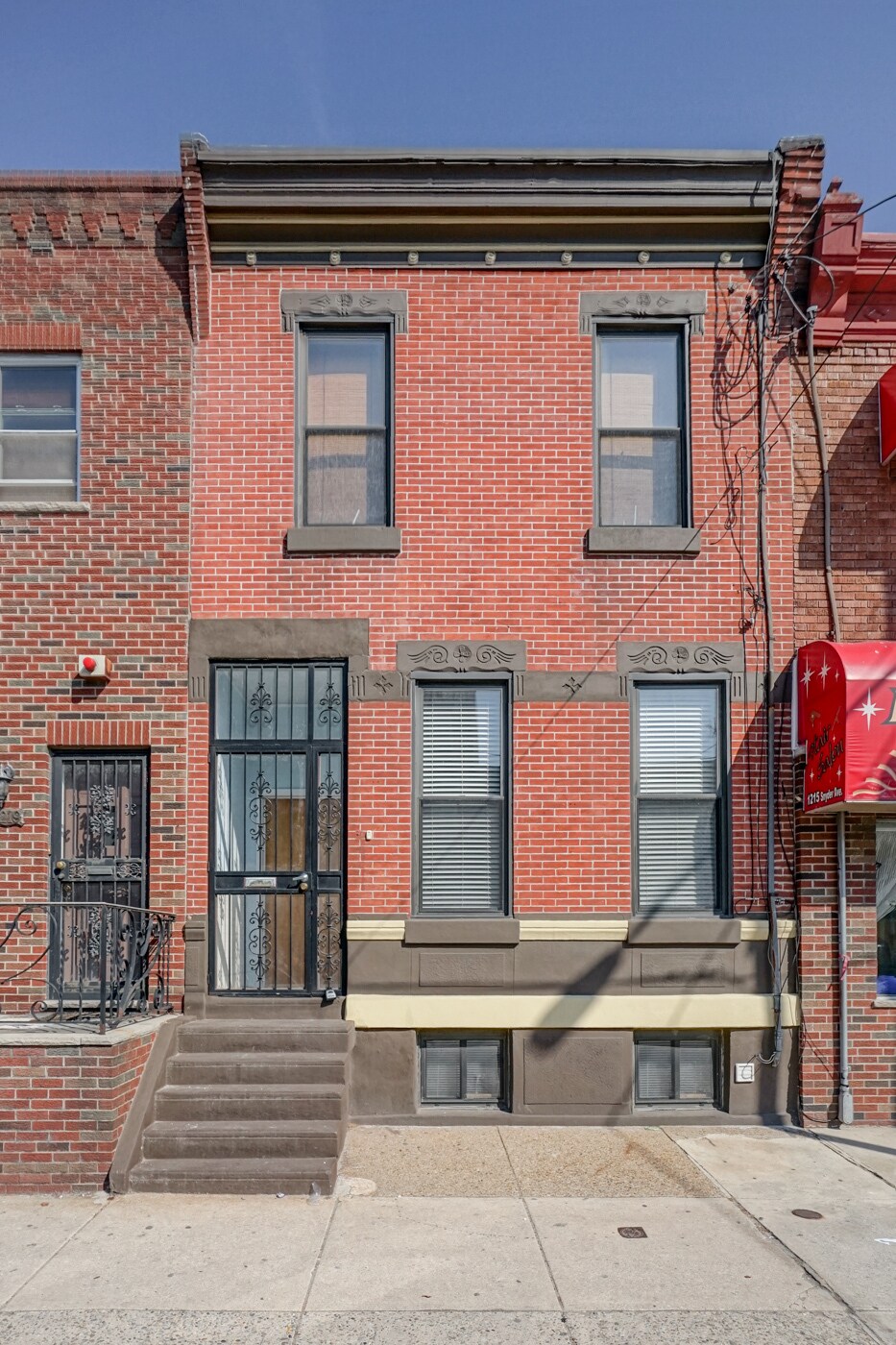Building Photo - 1217 Snyder Ave