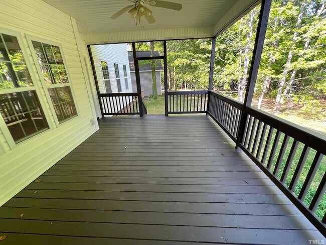 Building Photo - 112 Worthington Ct