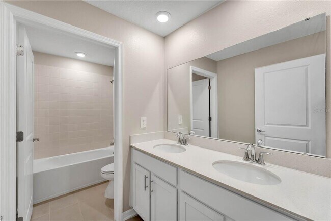 Building Photo - 2840 Muller Oak Lp