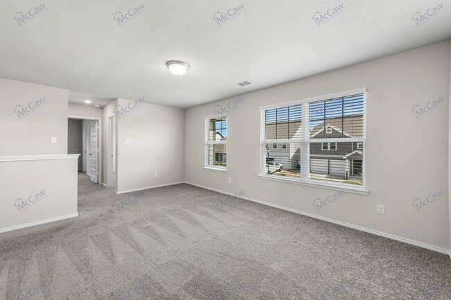 Building Photo - 5933 Hopkins Dr