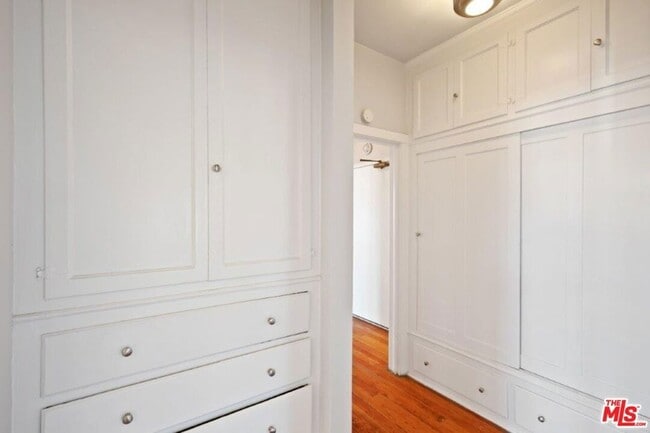 Building Photo - 1314 Hayworth Ave