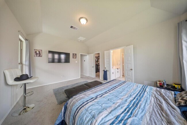 Building Photo - 8919 Oak Ivy Ln