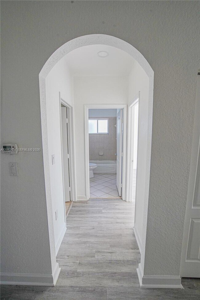 Building Photo - 1751 SW 154th Path