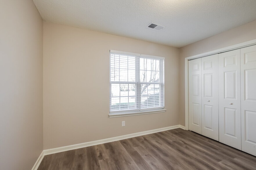 Building Photo - 7229 Kavan Hunter Dr