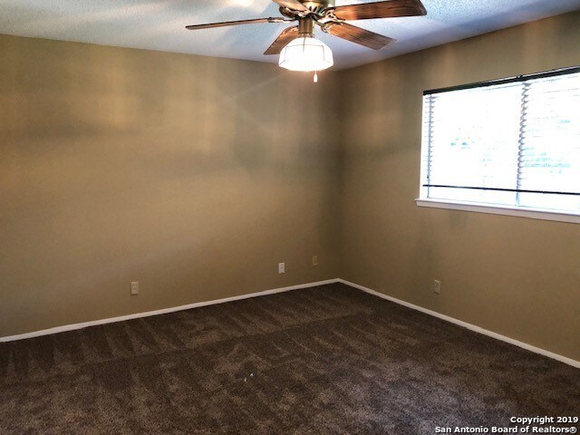 Building Photo - 8515 Springline St