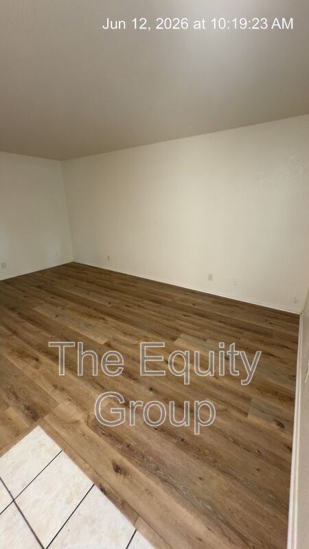 Building Photo - 545 N Divisadero St