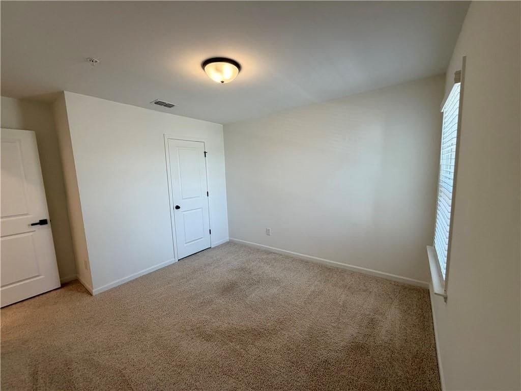 Building Photo - 716 Vallin St