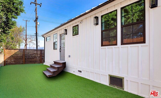 Building Photo - 6761 Case Ave