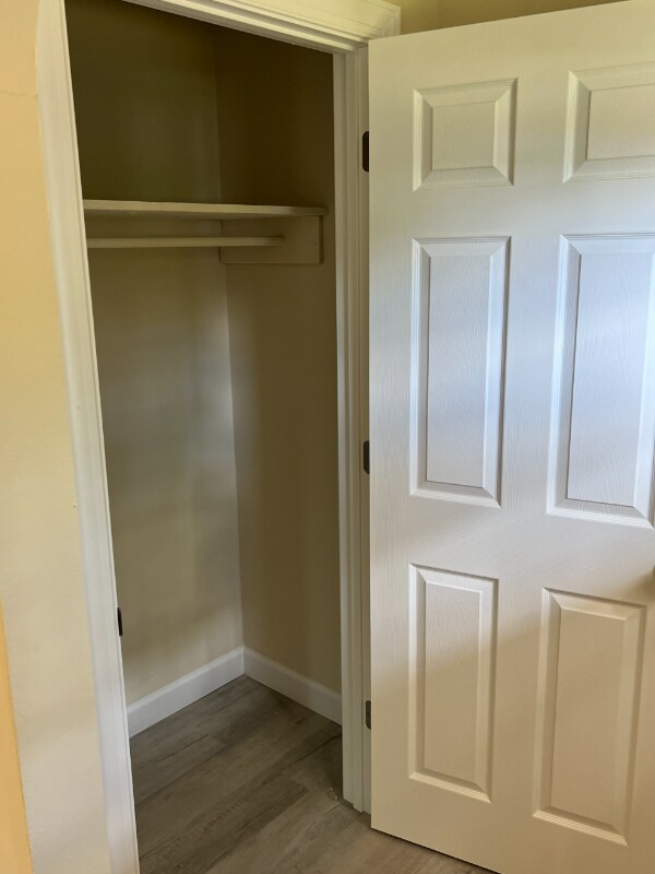 Building Photo - 2013 Howells Ln