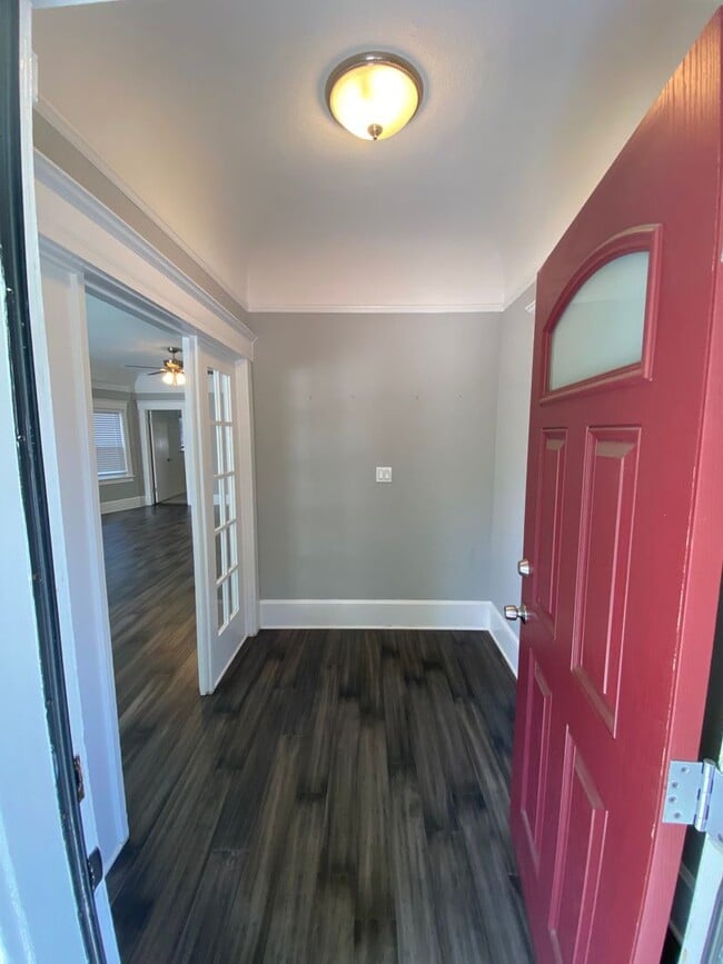 Building Photo - Gorgeous 2BR/1BA Home in Temescal, Great N Oakland Location